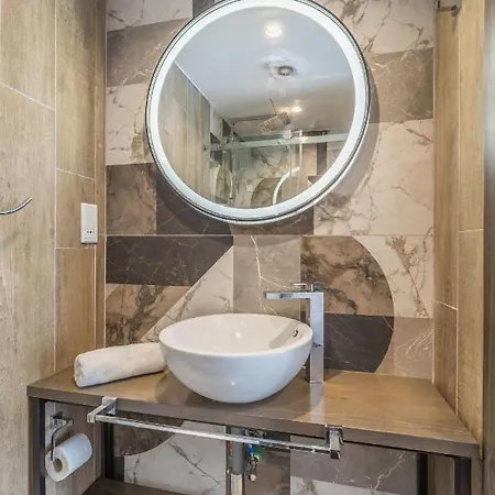 Private 43 With Kitchenette And Private Bathroom St. Julian's