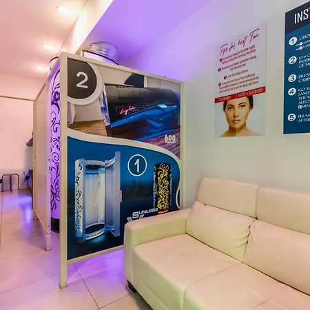Private 43 With Kitchenette And Private Bathroom